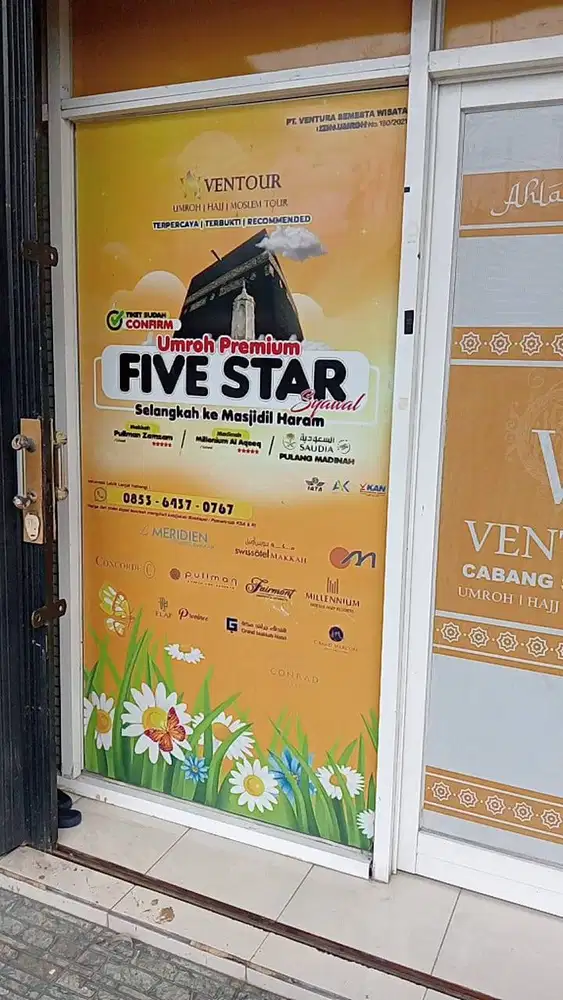 Sticker Gedung , Agen dan Distributor Kaca Film & Aneka Sticker kaca