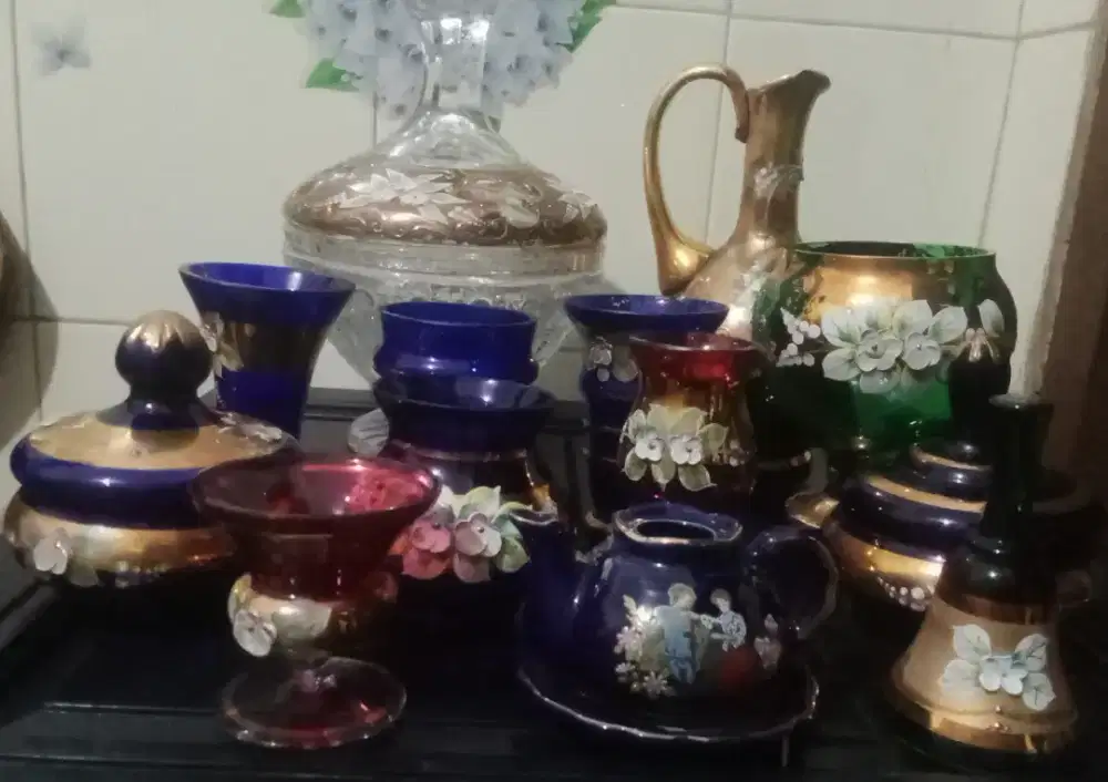 Bohemia borongan motif bunga timbul