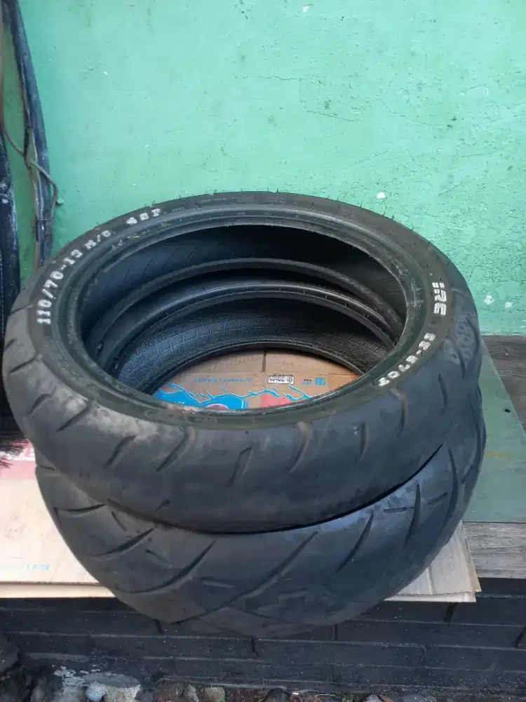 Jual Ban motor NMAX Depan belakang blm ada tambalan