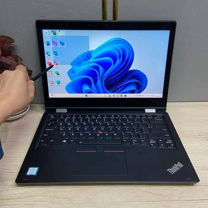 LAPTOP LENOVO THINKPAD YOGA L390 i5 RAM 8GB SSD 256GB TOUCHSCREEN *RET