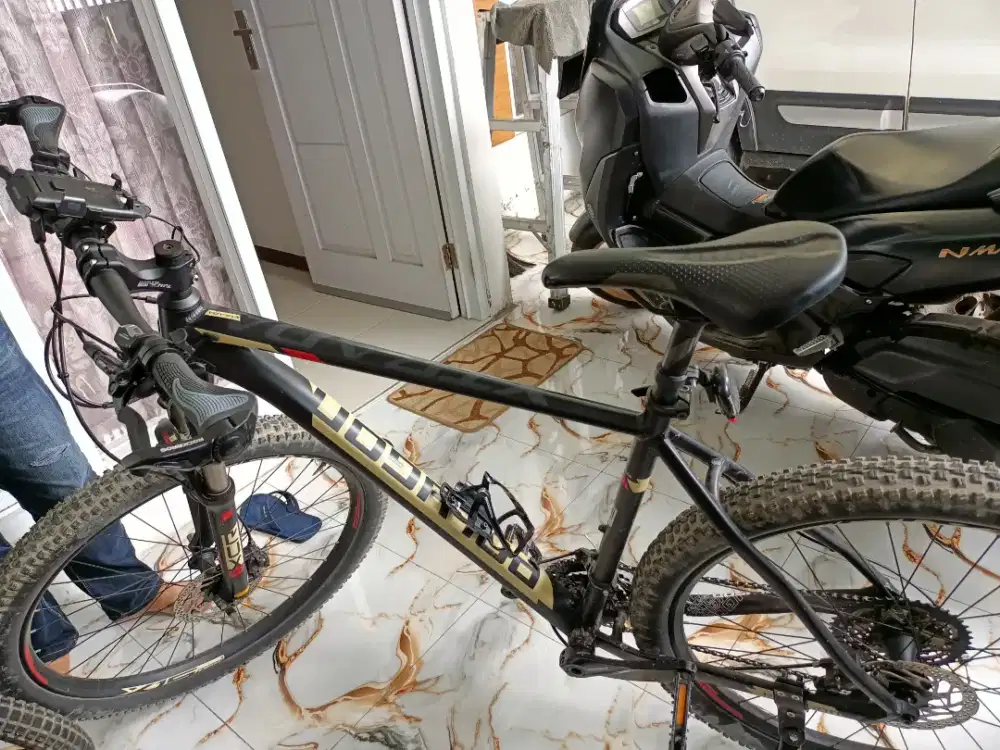 Sepedah MTB extrada 7