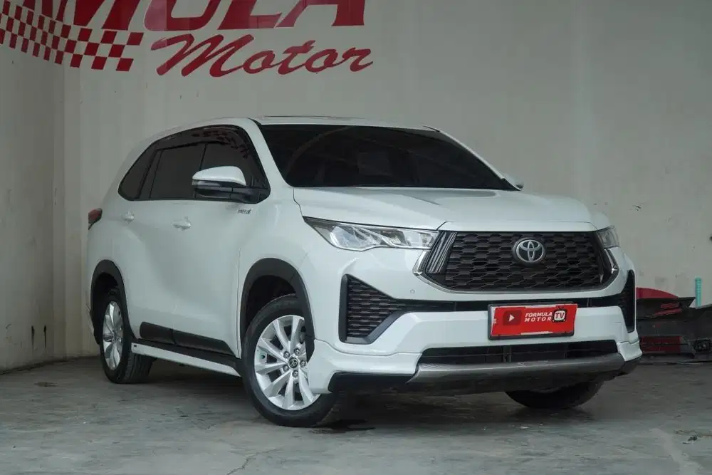 TOYOTA ZENIX V HYBRID A/T 2024 PUTIH