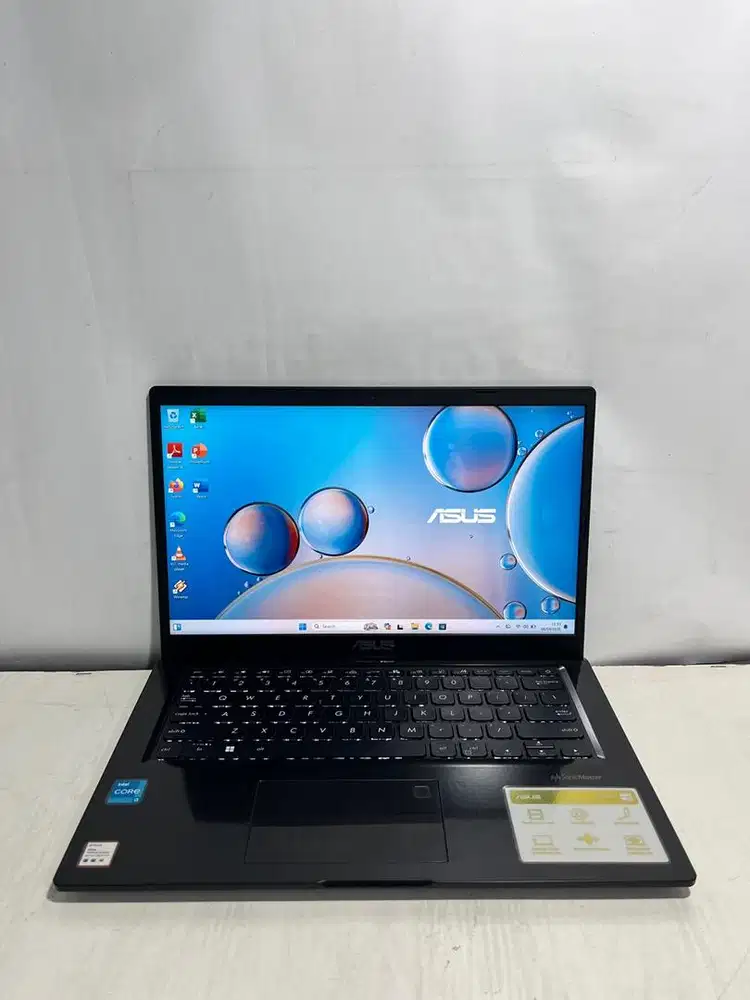 Asus VivoBook A1400E