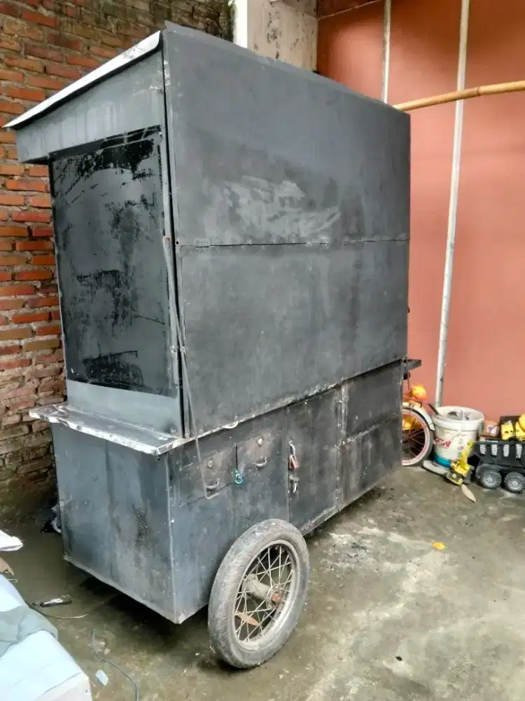 Rombong besi MURAH siap jualan.