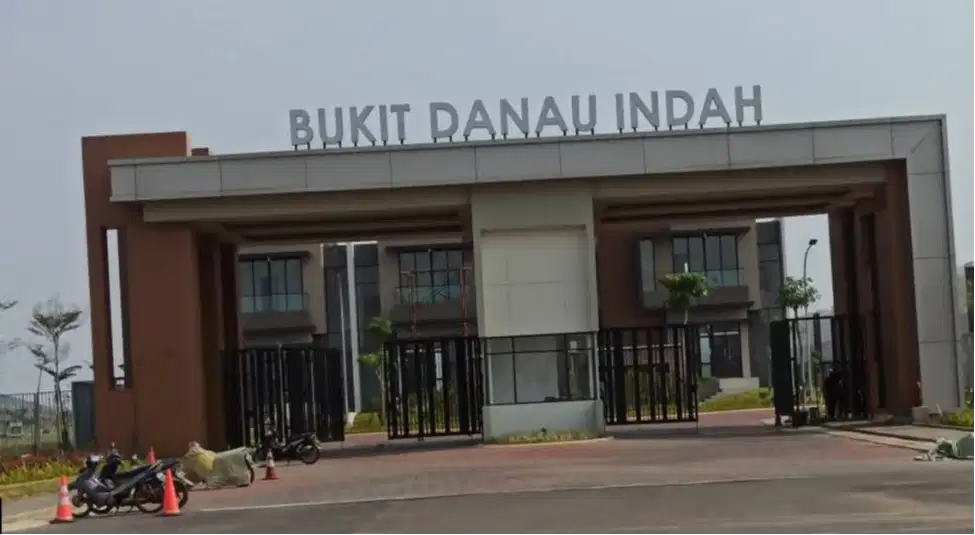 KAVLING PIK2 DANAU BUKIT INDAH