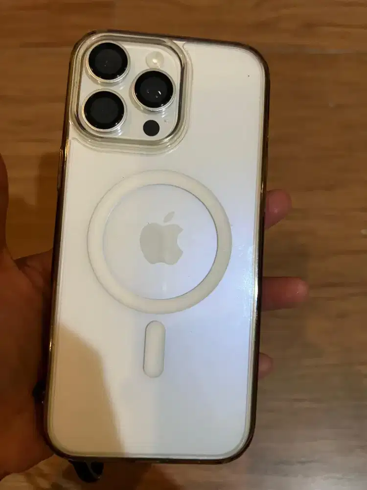 iphone 16 pro max 256 GB white, BH 100%, fullset garansi ibox on going