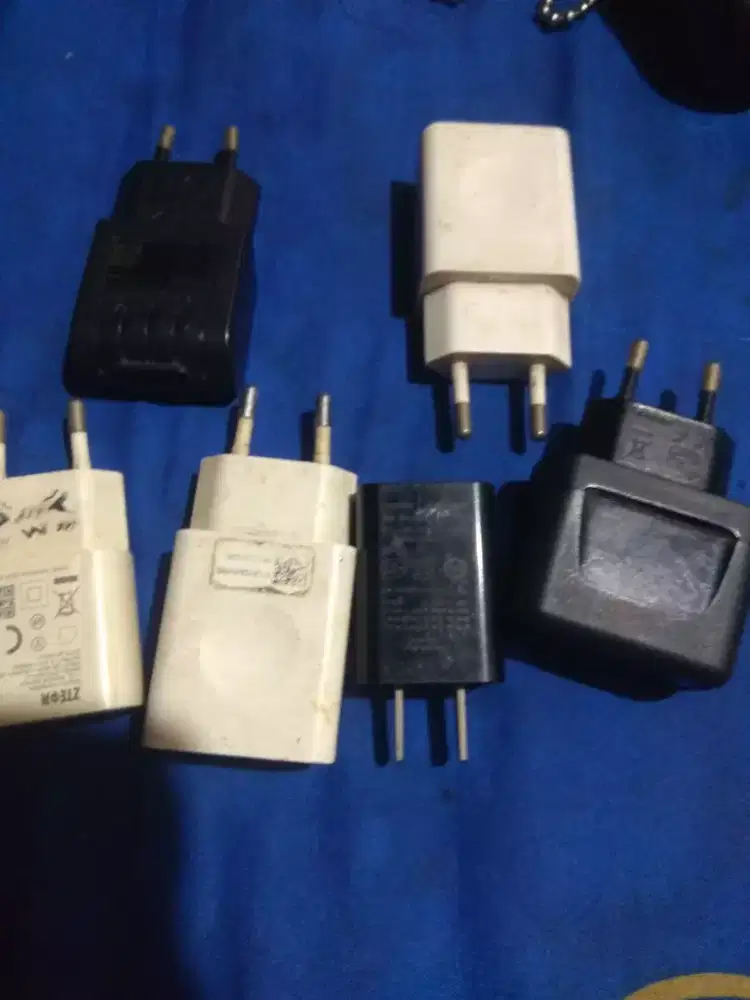 Charger hp masih normal