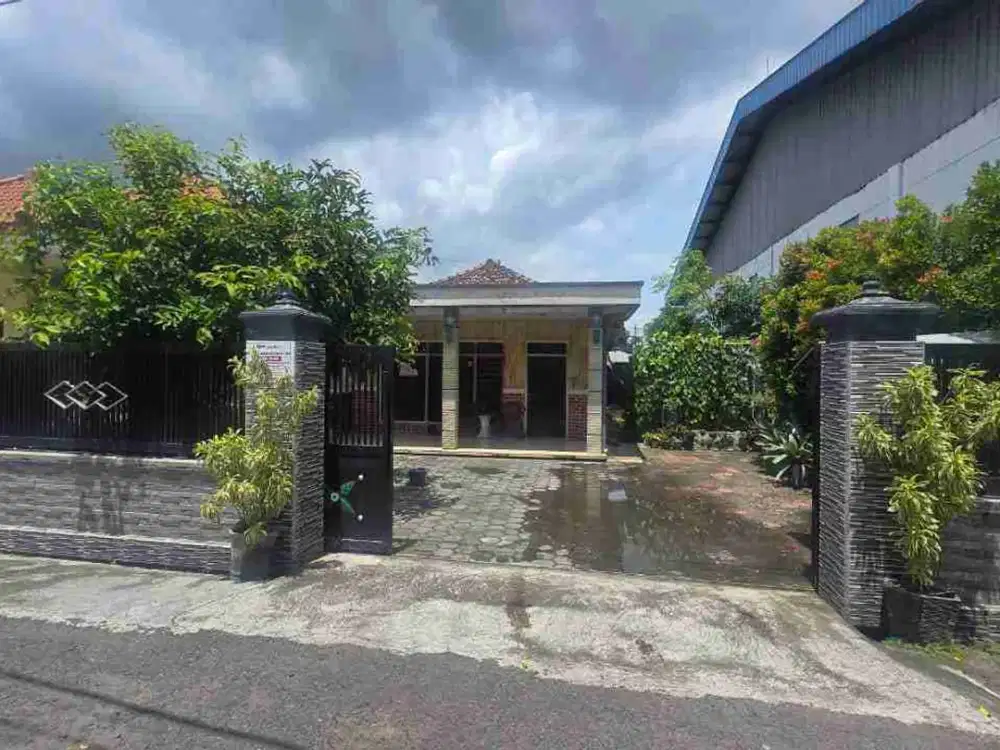 DI JUAL RUMAH
KEL. : MODOPURO
KEC. : MOJOSARI
KAB  : MOJOKERTO