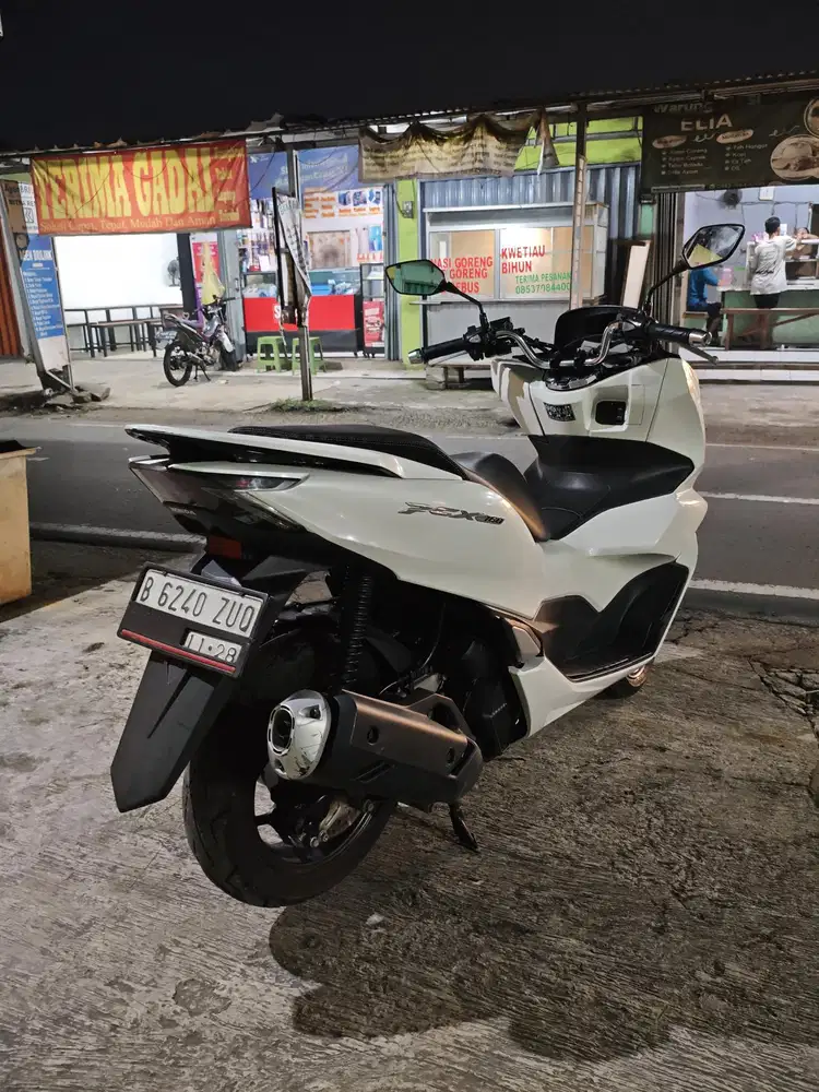 -Honda Pcx 160cc