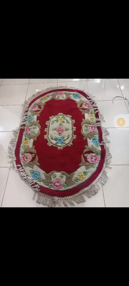 Karpet oval turki  motif bunga timbul