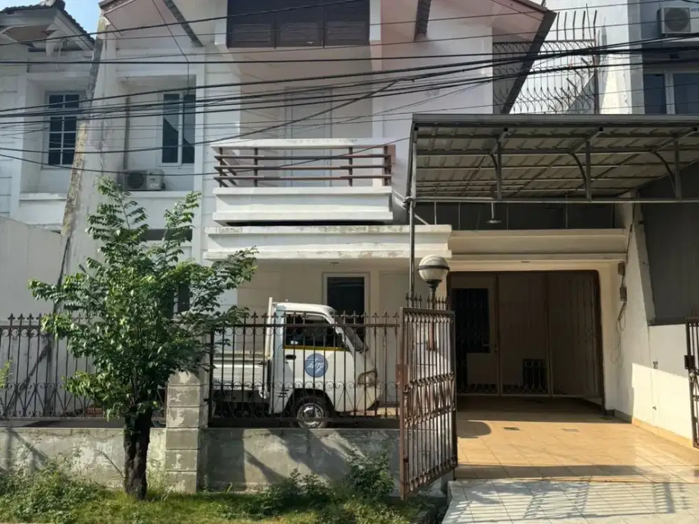 Rumah di Janur Elok Kelapa Gading