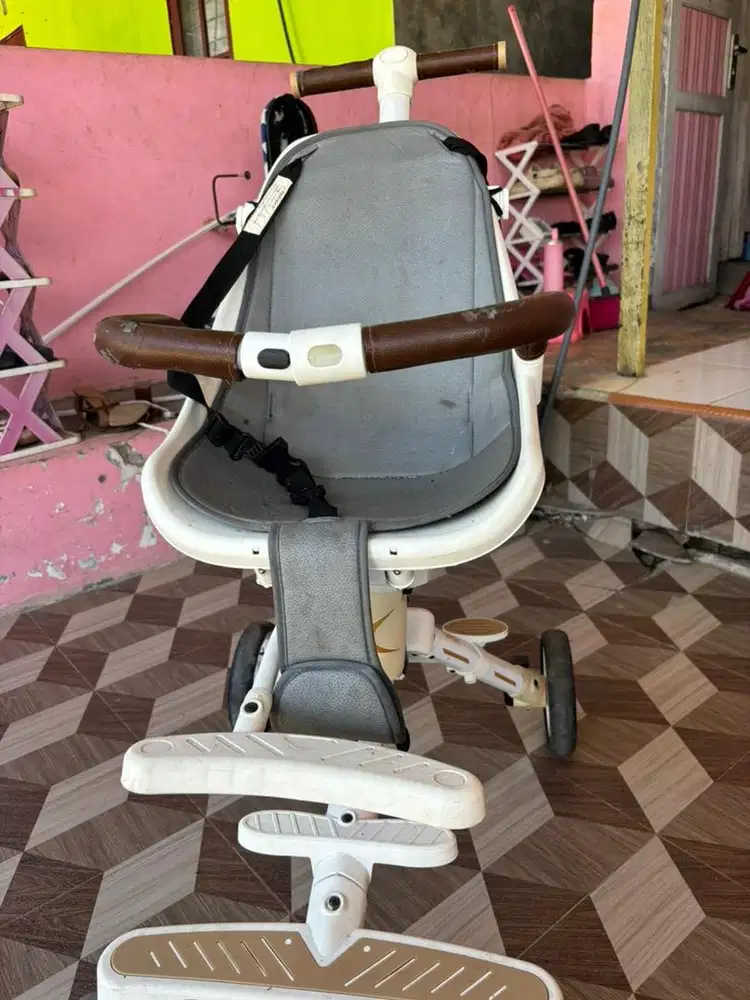 Stroller dijual msh mulus