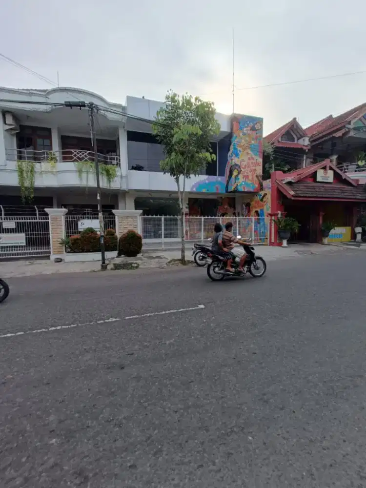 Ruko strategis jalan Sisingamangaraja Prawirotaman Brontokusuman Merga