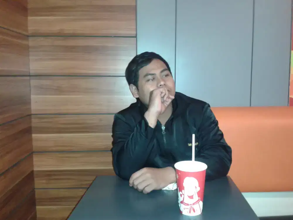 Cari Uang dengan kerja