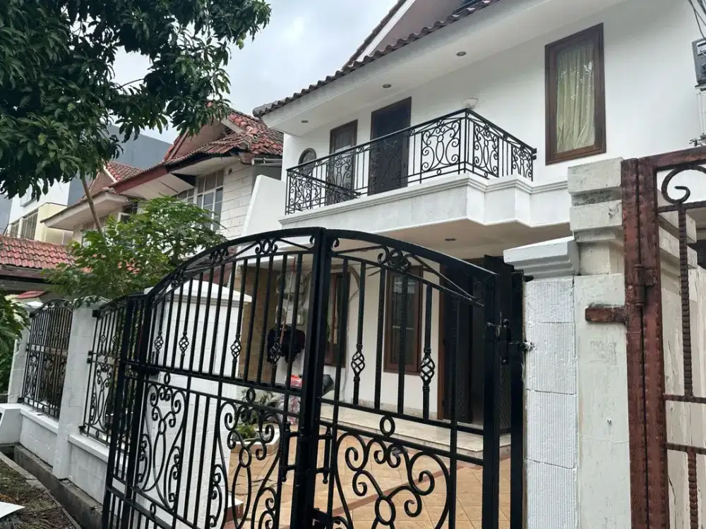 Rumah Dijual Kelapa Gading di Gading Kirana Timur Siap Huni