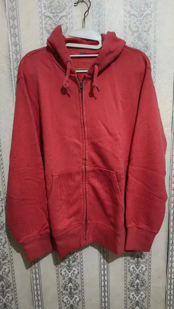 Sweater hoodie zipper uniqlo