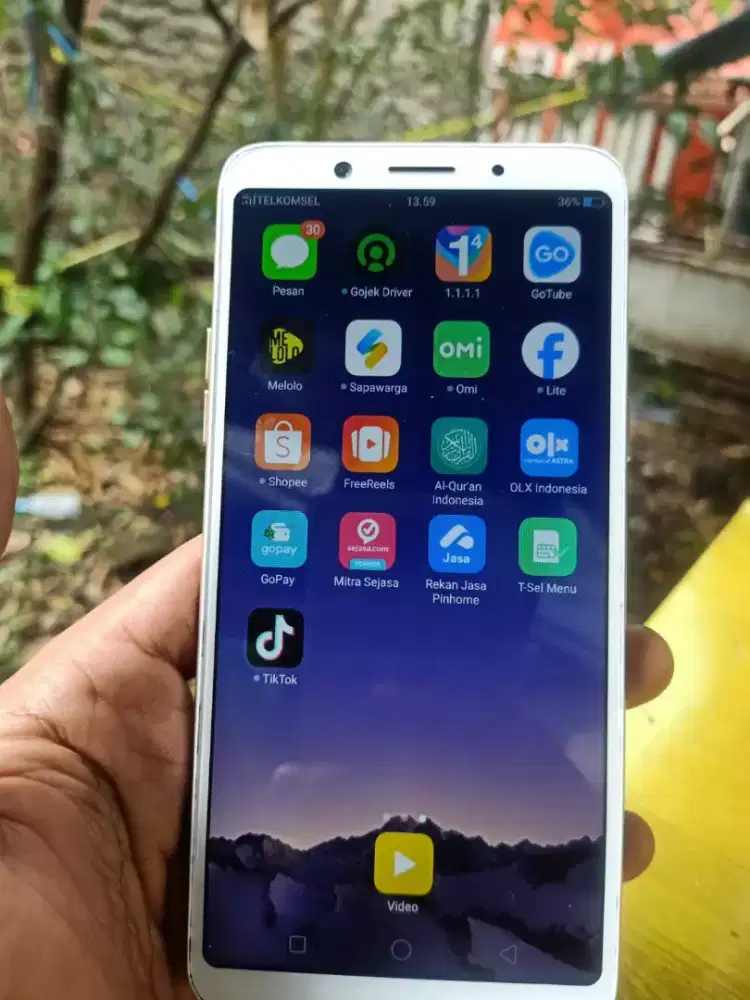 Oppo f5 ram 4/64  h only