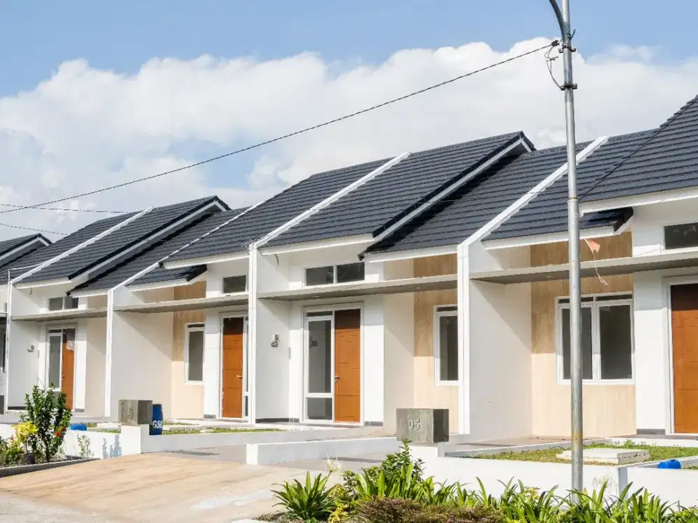 Rumah Tumbuh Eksklusif di Grand Sharon — 2 KT, Tanah Luas 120 m²