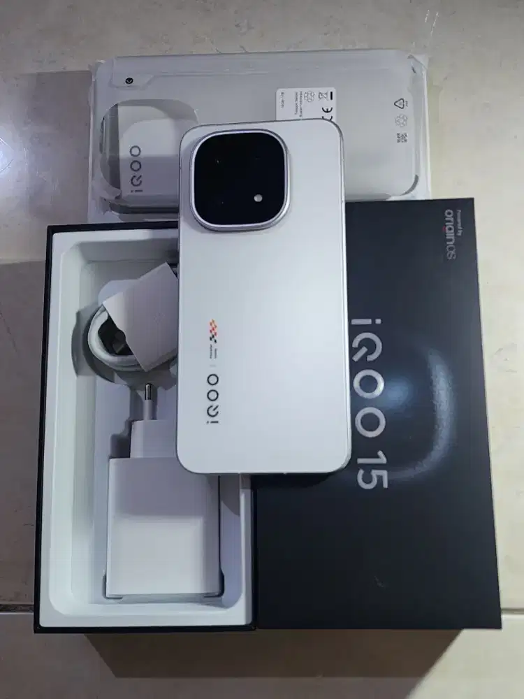 IQOO 15 5G 16/1TB, warna Legend, Aktivasi 28/3/2026,kondisi 100% Mulus