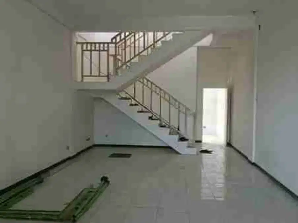 Disewakan Ruko Surya Square 2 lantai  siap menghasilkan cuan, lokasi strategis, padat penduduk