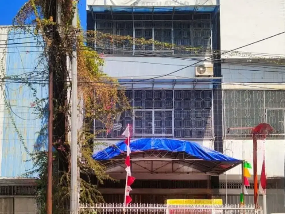 Dijual Ruko Makassar sekitar Jalan DR Ratulangi, Jl Opu Daeng Risadju, Jl Cendrawasih