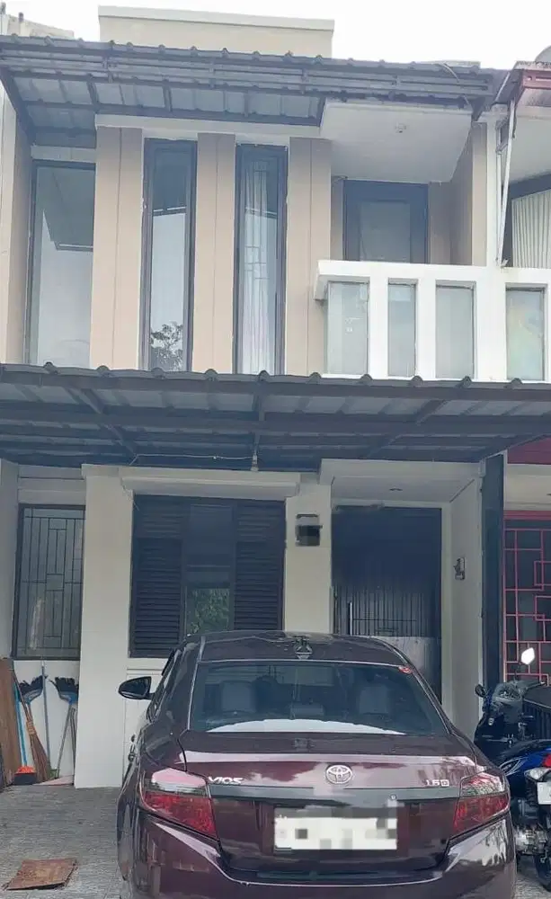 Disewakan rumah 2 lantai di citra gran cibubur