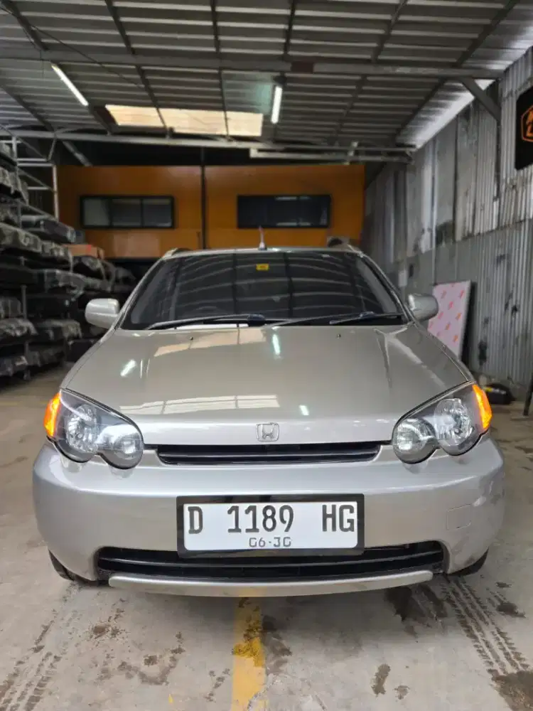 HRV AWD 4x4 CBU Old Money Th 2000
Kondisi ajib banget. Mobil langka