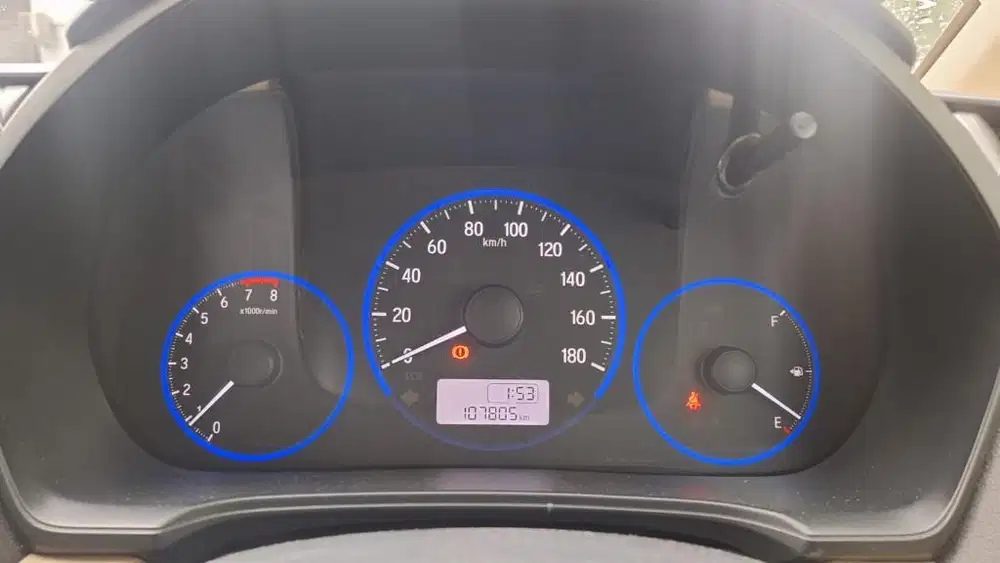 DP MURAH - Honda Mobilio 1.5 S Bensin-MT 2016 Abu