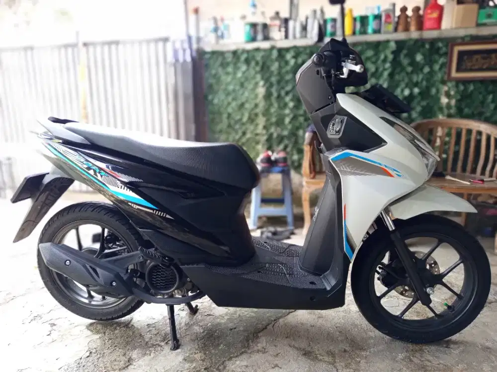 All new Honda beat deluxe CBS