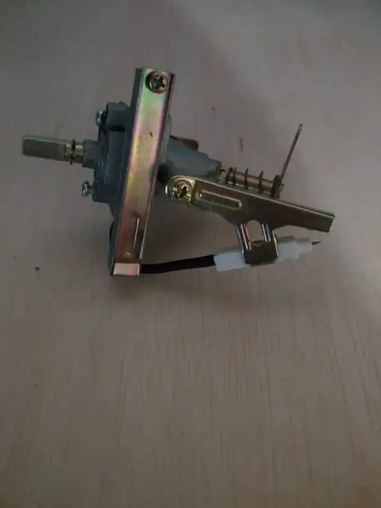 Mesin pemantik kompor gas