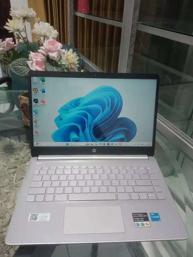 Laptop HP 14s Core I3-1115G4 Ram 8 Ssd 512