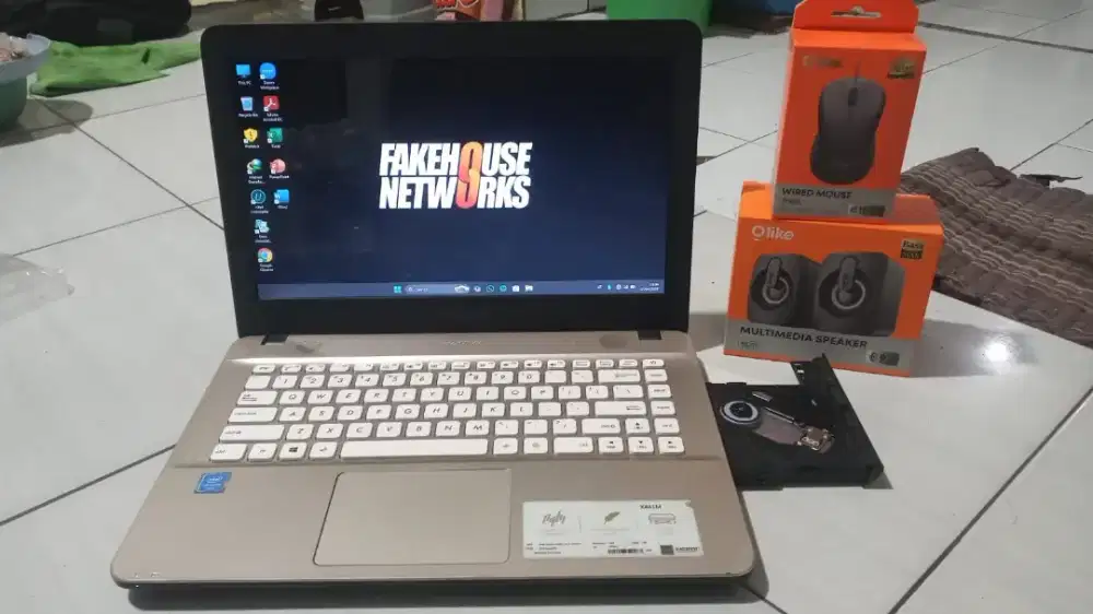 ASUS X441M [ CEL N4000 | RAM 8 GB | SSD 256 GB | HDD 1000 GB ]