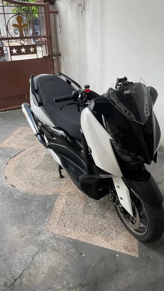 YAMAHA XMAX 2017