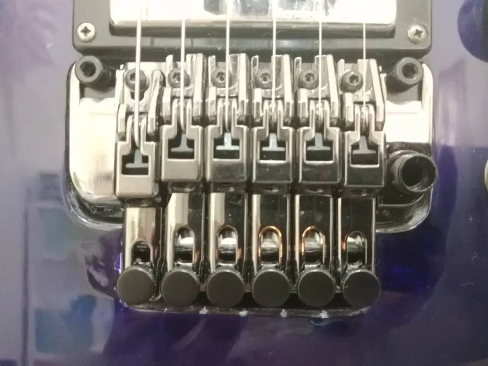 Tremolo Ibanez edge zero bekas