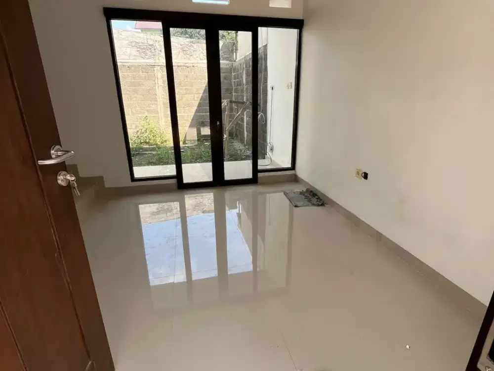 DP 5% Rumah 2 Lantai di Arcamanik Cisaranten Kulon Cicilan Mulai 5 Jutaan