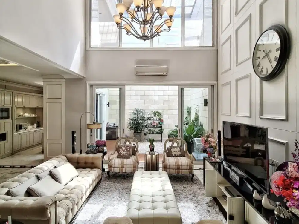 Rumah Mewah Dijual di Mega Kuningan Jakarta Selatan, Dalam Komplek LT 330 m² SHM