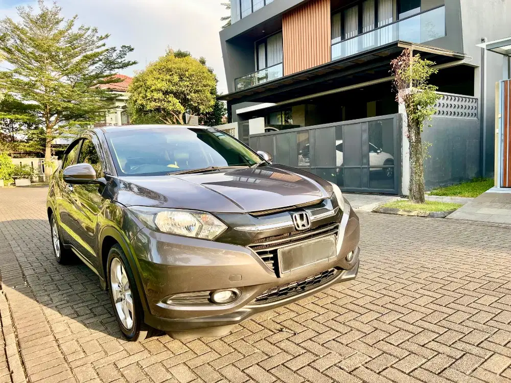 JUAL CEPAT LOW KM HONDA HRV E 2016 MATIC