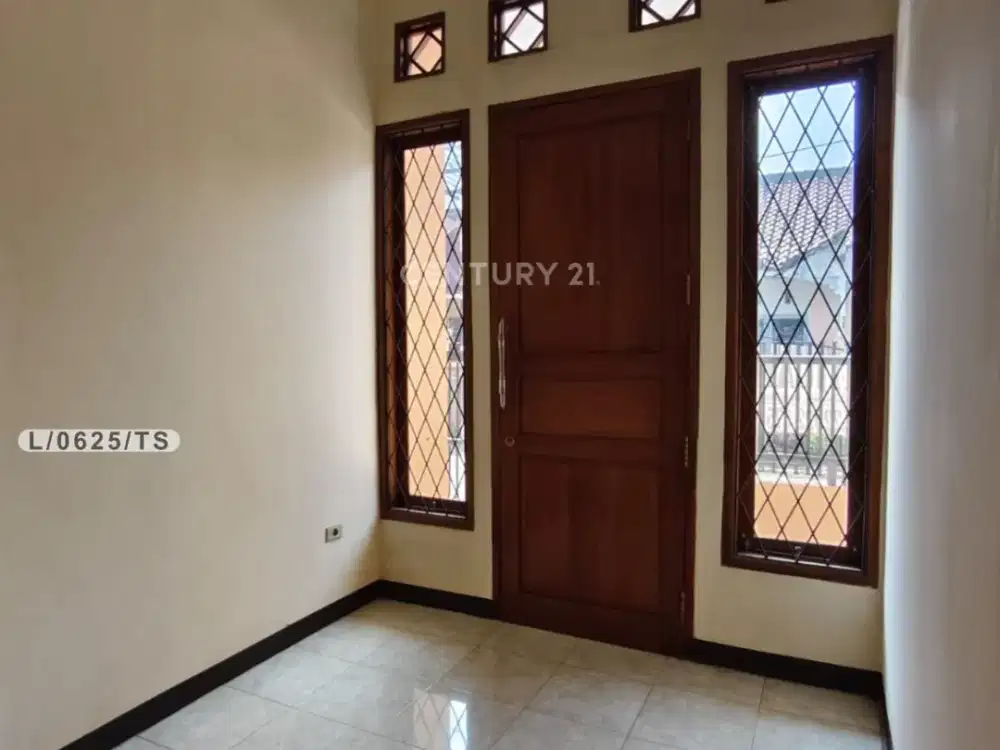 Rumah 2 Lantai Nyaman Siap Huni Di Batununggal Bandung