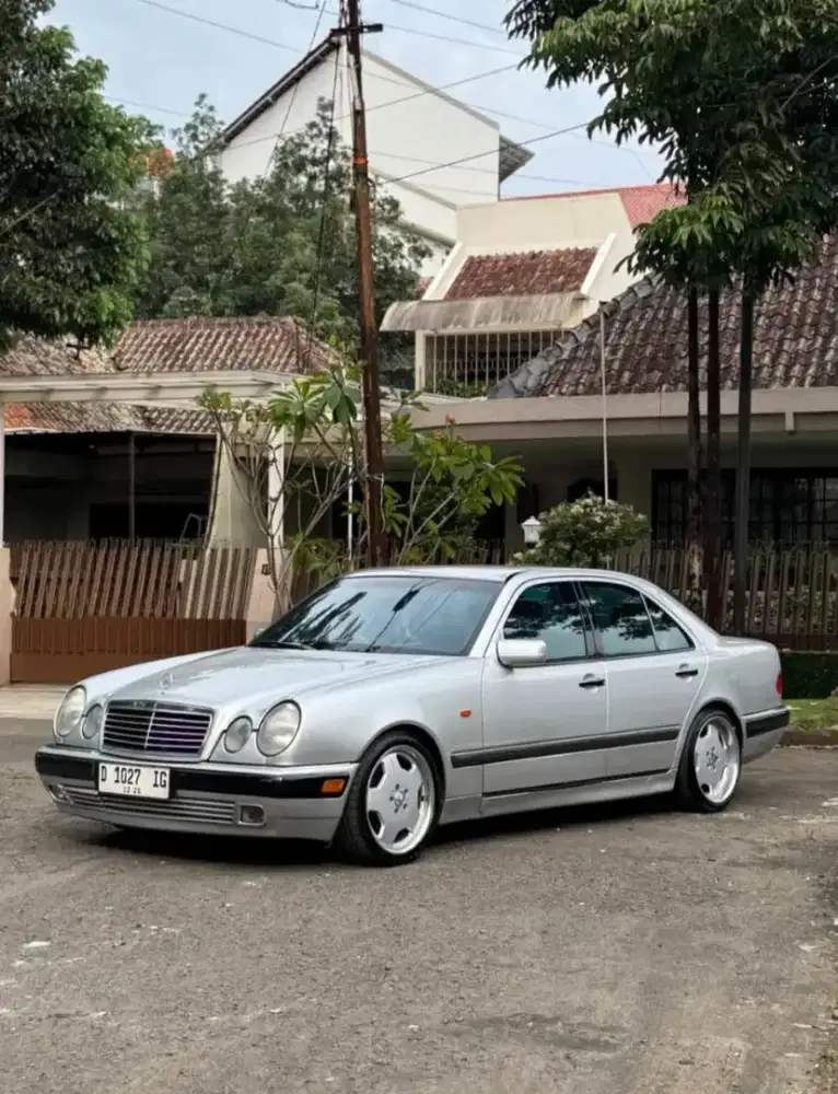 Mercy W210 NE E200 Matic 1996/97