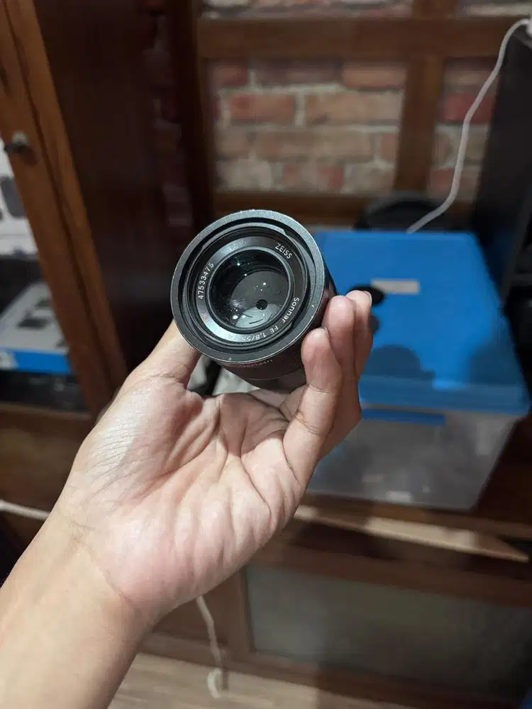 Lensa Sony Zeiss 55mm F 1.8 (BEKAS)