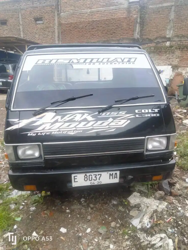 Jual Mitsubishi L300 Bensin th 1986