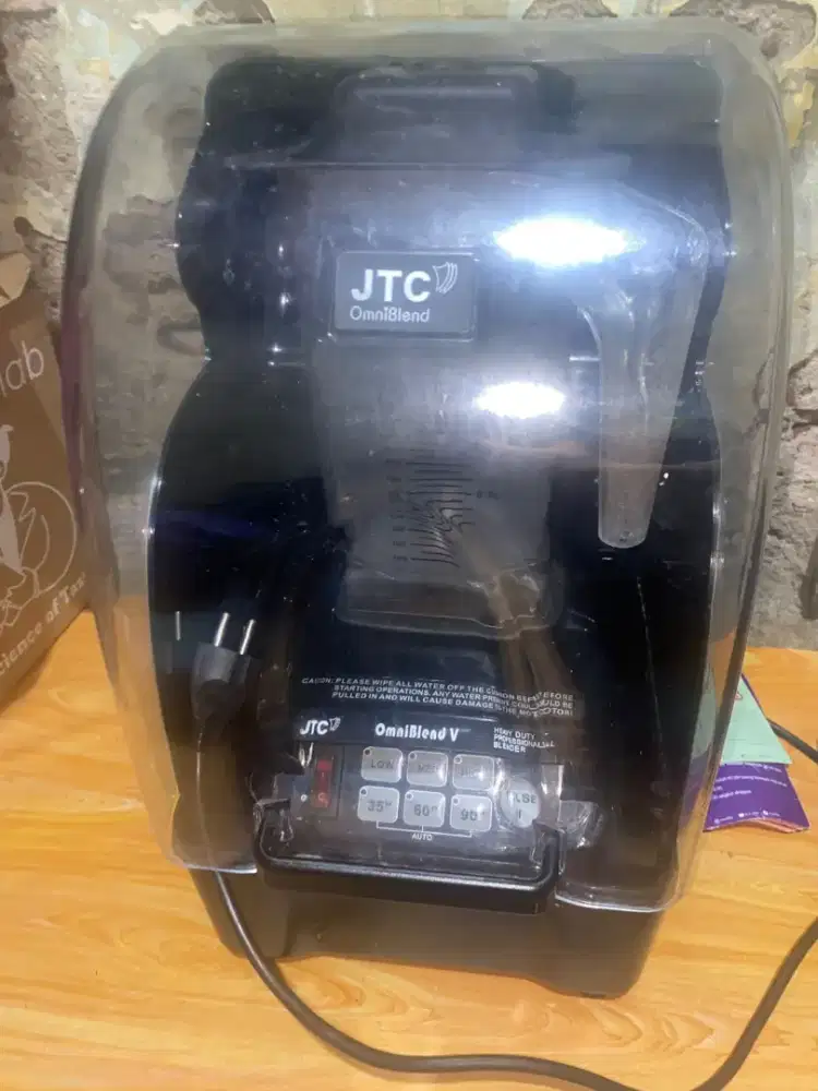 Blender komersial JTC OmniBlend V. 