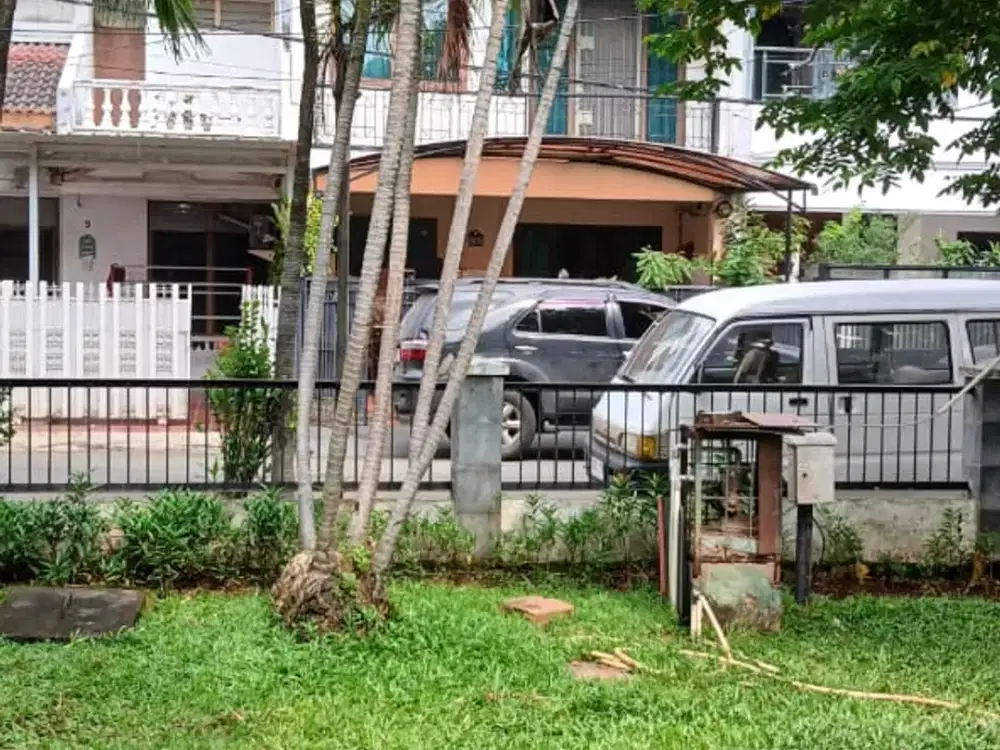 Dijual rumah di Kelapa Gading Janur Elok Jakarta Utara
