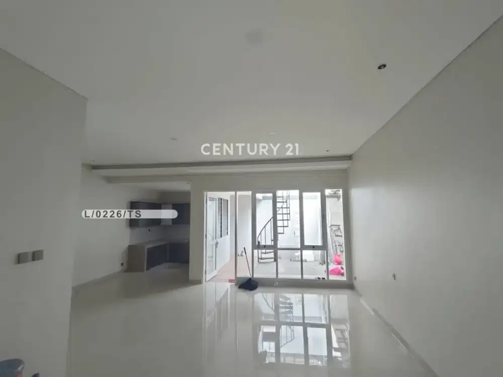 Dijual Rumah Bagus Baru Renov SHM Di Taman Holis Indah 1 Bandung