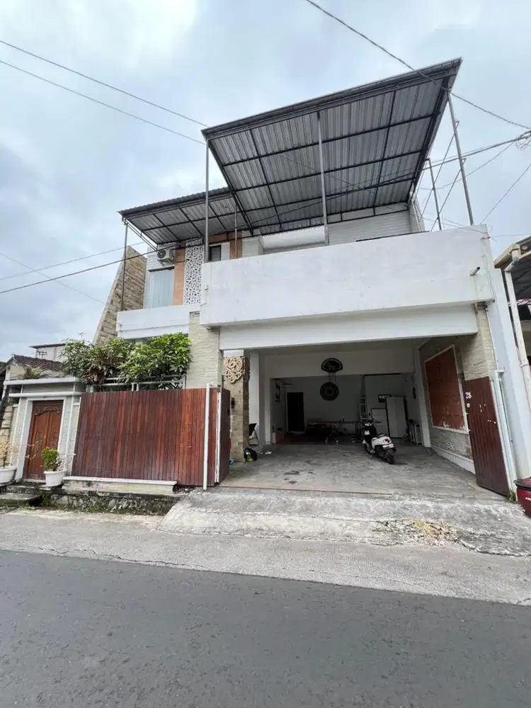 DIJUAL RUMAH SEMI FURNISHED