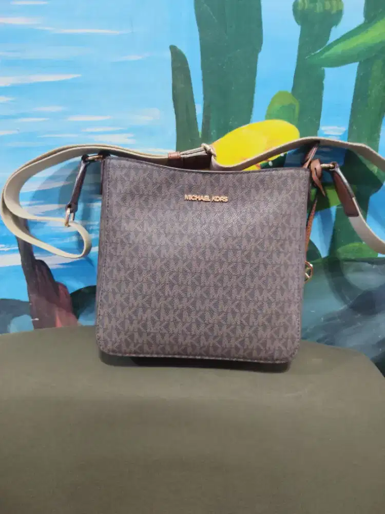 Jual tas Michael Kors
