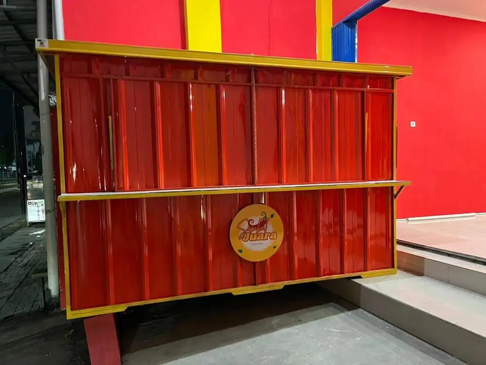 BOOTH CONTAINER