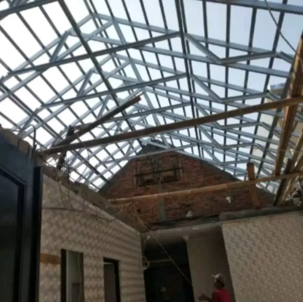 Jasa perbaikan atap dan pemasangan atap bajaringan