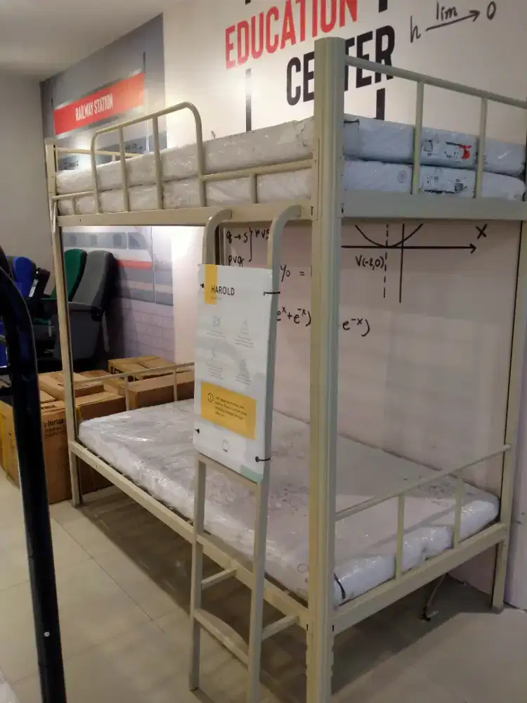 Tempat tidur tingkat anak