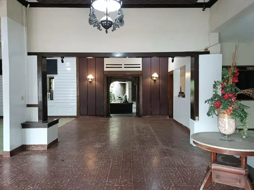 MURAH – RUANG USAHA STRATEGIS MAINROAD PADJAJARAN, BANDUNG